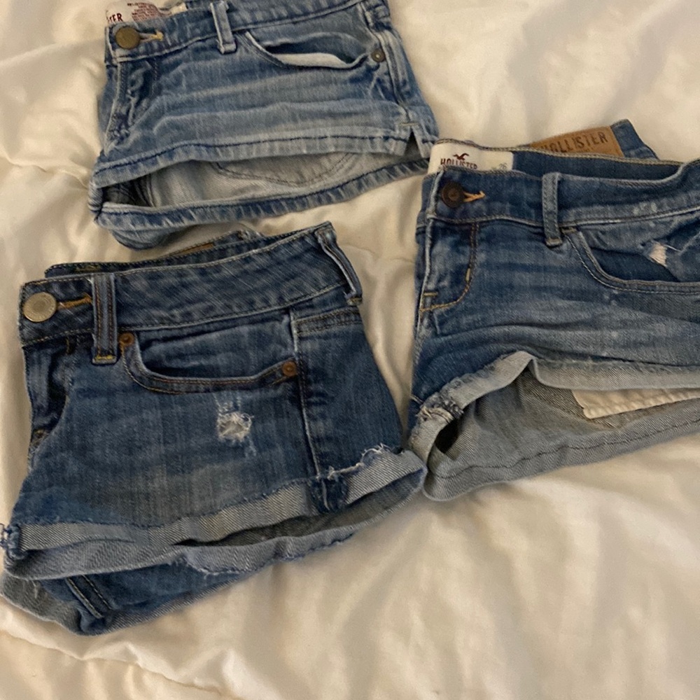 Hollister/ American Eagle short shorts